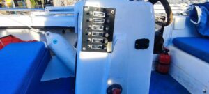 Motorový člun ANGELO MOLINARI 410 s motorem YAMAHA F25 + přívěs - Obrázek 7