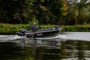 MARINE 450 BASS hliníkový člun - 4,45m, 234kg - Obrázek 4
