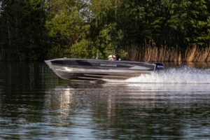 MARINE 550 Fish SC DLX hliníkový člun - 5,50m, 453kg - Obrázek 4