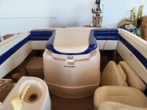 Wellcraft Excel 21 SL motorový člun + přívěs dvounápravový - Obrázek 4