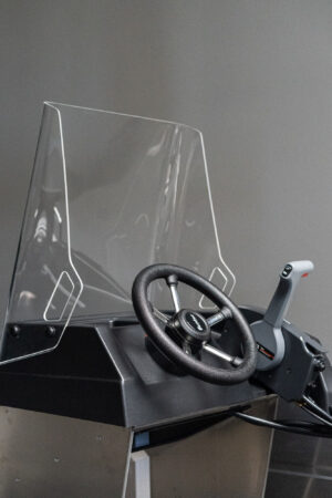 BUSTER XSr 2024 motorový člun s boční konzolou 4,18 m + YAMAHA F20 GEPL - Obrázek 5