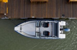 BUSTER X motorový člun se dvěma konzolami - 5,35 m - Obrázek 4