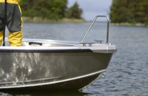 BUSTER M1 motorový člun s boční konzolí - 4,86 m - Obrázek 9
