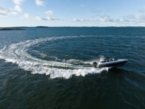 YAMARIN CROSS 62 BR VMAX 2024 motorový člun hliníkový - Obrázek 6