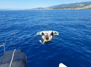 SPINERA Good Lines wakeboard 140 cm včetně vázání 38-46 - Obrázek 7