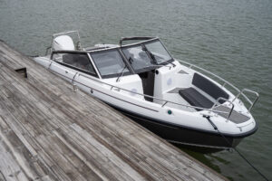 YAMARIN CROSS 75 BR 2024 motorový člun hliníkový + YAMAHA F300 XCB - Obrázek 4