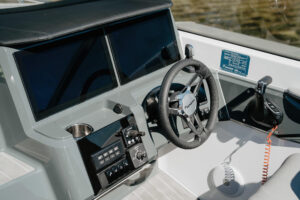 YAMARIN 88 DC 2024 + YAMAHA XF425XSA2 - Obrázek 16