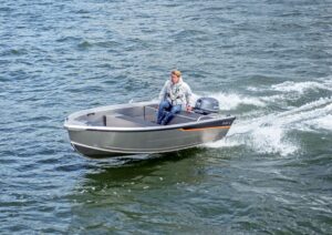 BUSTER S motorový člun - 4,43 m - Obrázek 5