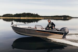 BUSTER S motorový člun - 4,43 m - Obrázek 6