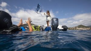 YAMAHA F300 XD (DBW) závěsný lodní motor - délka hřídele 25 palců/63,5 cm - Obrázek 6