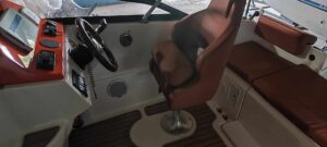 BARRACUDA 585 DC motorový člun s motorem SUZUKI DF 150 - r.v.2022 - Obrázek 7