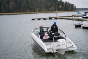 YAMARIN CROSS 75 BR 2024 motorový člun hliníkový + YAMAHA F300 XCB - Obrázek 6