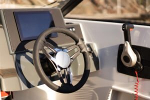 YAMARIN 60 DC 2024 + YAMAHA F115XB - Obrázek 8