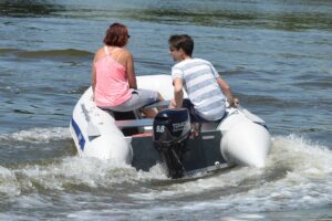 Závěsný lodní motor Tohatsu MFS 9,8B EFL - Obrázek 6