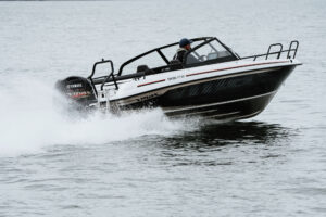 YAMARIN CROSS 57 BR VMAX 2024 motorový člun hliníkový - Obrázek 7