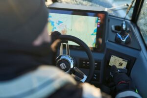 BUSTER SUPERMAGNUM motorový člun hliníkový - 7,70m - Obrázek 9