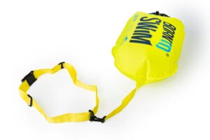 BornToSwim® Záchranný plovák, plavecká bójka a vak v jednom 64 x 30 cm - zelená - Obrázek 4