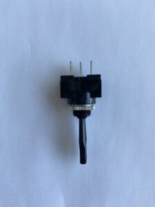 Páčkový přepínač ON - OFF - ON