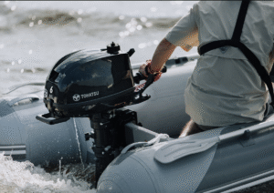 Tohatsu MFS5D SS závěsný lodní motor s externí palivovou nádrží 12L - Obrázek 3