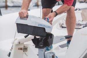 EPROPULSION SPIRIT 1.0 EVO - dlouhá noha, horní dálkové ovládání, baterie (3 HP) - Obrázek 10