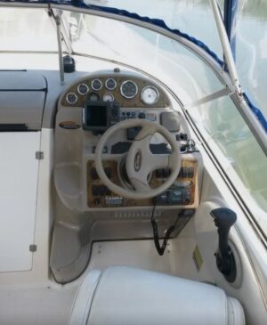 BAYLINER 2455 UZAVÍRÁ - Obrázek 4