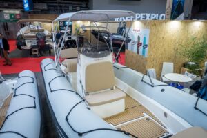 Bombard Sunrider 700 NEO nafukovací člun sv. šedý / pebble - Obrázek 8