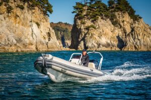 Gladiator Rib 470 AL nafukovací člun s hliníkovou podlahou a konzolí - šedý - Obrázek 2