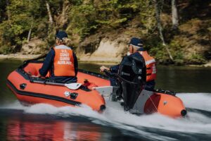 Závěsný lodní motor Tohatsu MFS 25D - Obrázek 4