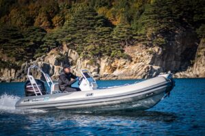 Gladiator Rib 470 AL nafukovací člun s hliníkovou podlahou a bez konzoly - šedý - Obrázek 2