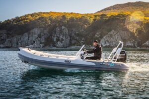 Gladiator Rib 470 AL nafukovací člun s hliníkovou podlahou a konzolí - šedý - Obrázek 1