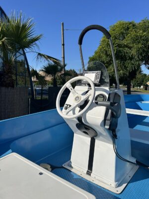 Rybářský člun TISZA TFB-06 s motorem Yamaha F 40 r.v.2022 - Obrázek 11