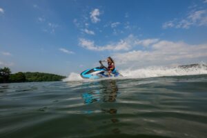 YAMAHA JetBlaster DLX 2026 vodní skútr, azurově modrý a bílý - Obrázek 7