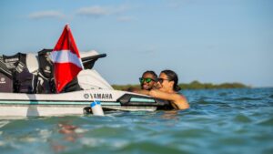 YAMAHA VX vodní skútr - Obrázek 9