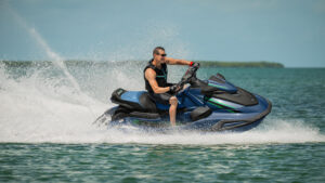 YAMAHA VX Cruiser HO vodní skútr - Obrázek 2