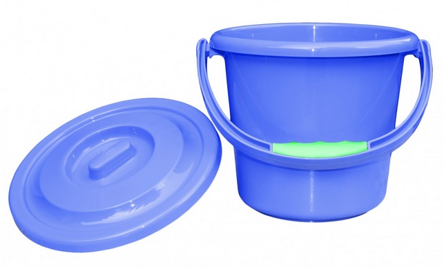 Modré WC kbelík s víkem 5L